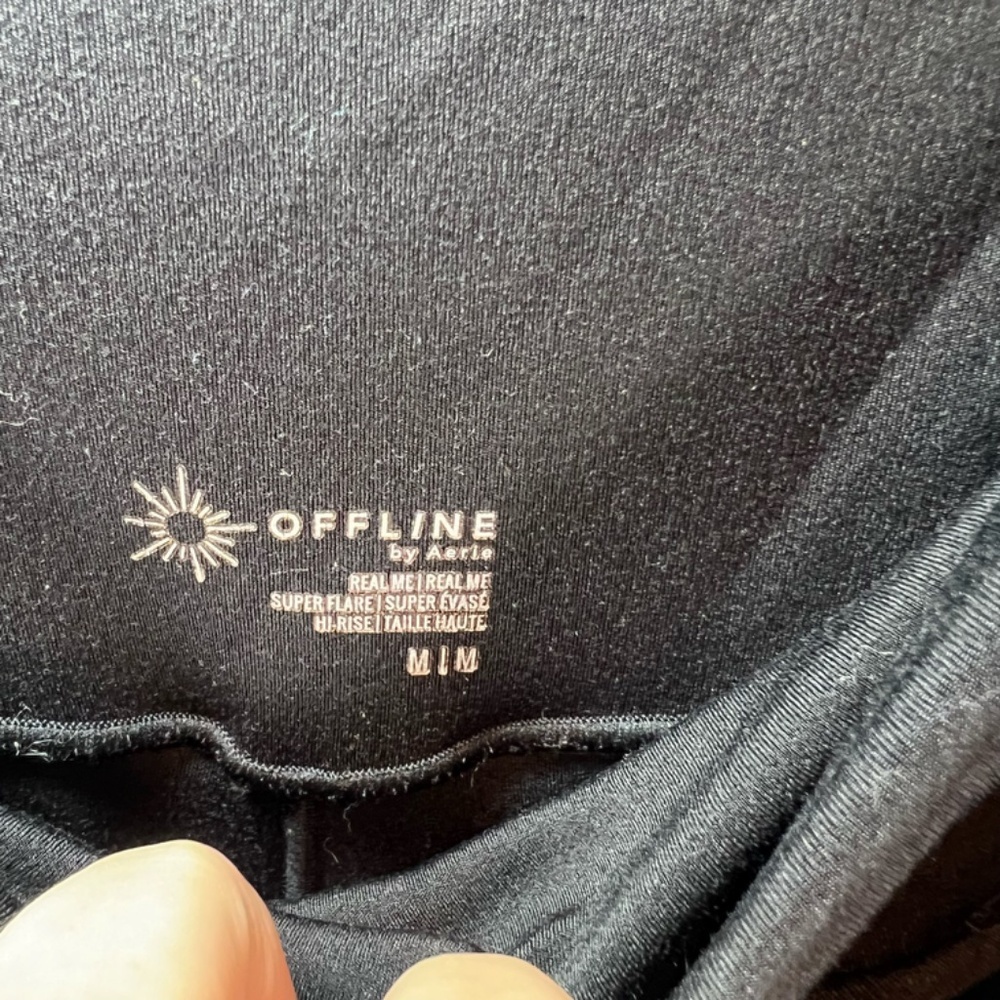 Offline By Aerie Real Me Super Flare Hi-Rise Crossover Leggings Black  Sz Medium - Picture 4 of 8